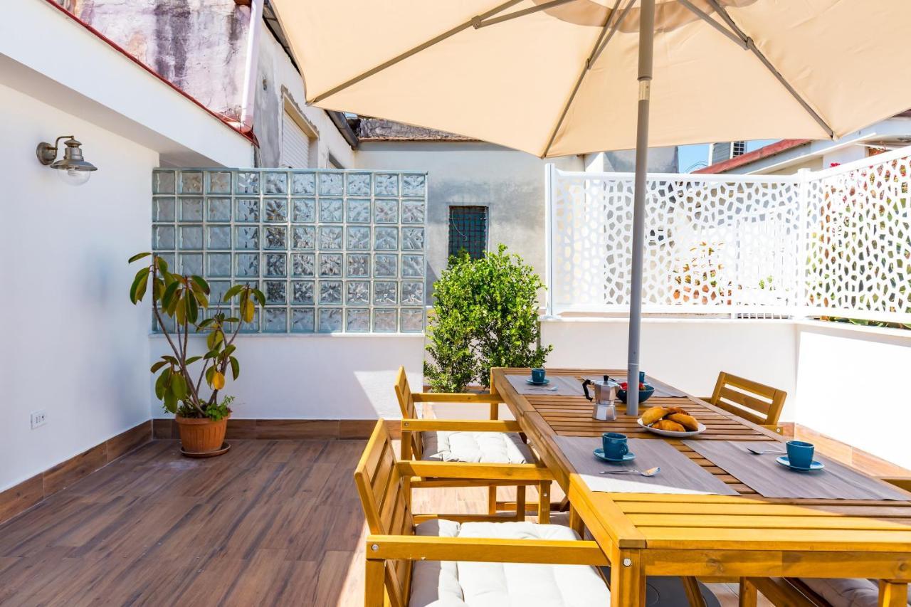 Viewsuvio Terrace At Historical Center By Napoliapartments Exterior photo